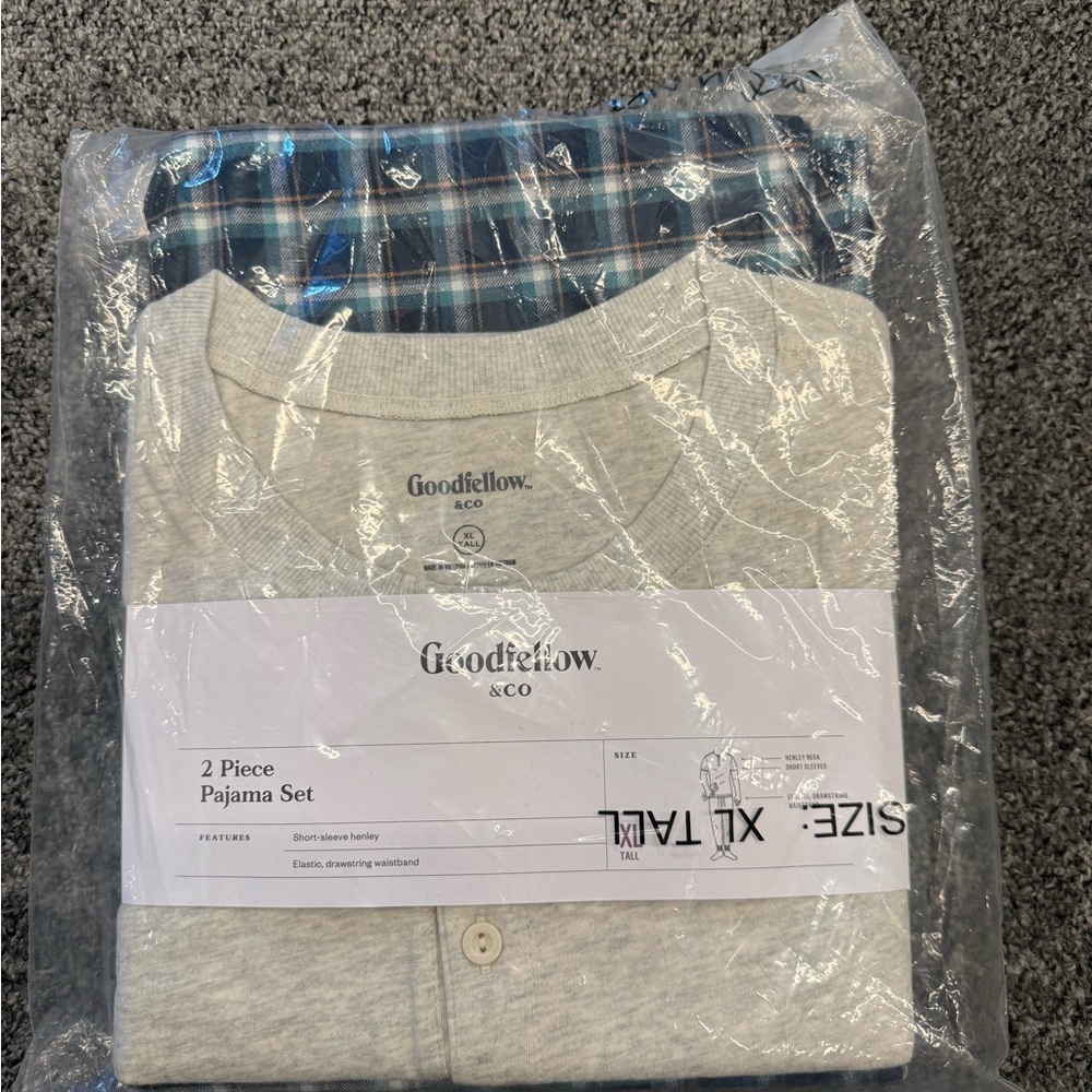Goodfellow & Co Blue Plaid Pajama Set